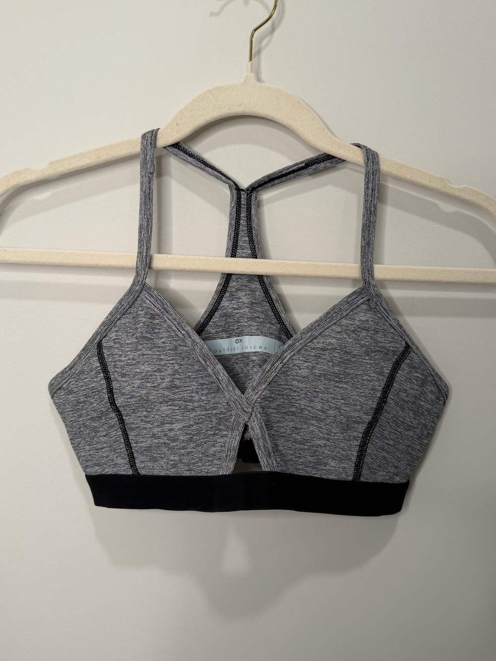 Outdoor Voices Gray Heather Racerback Sports Bra Small V-Neck Keyhole Cutout